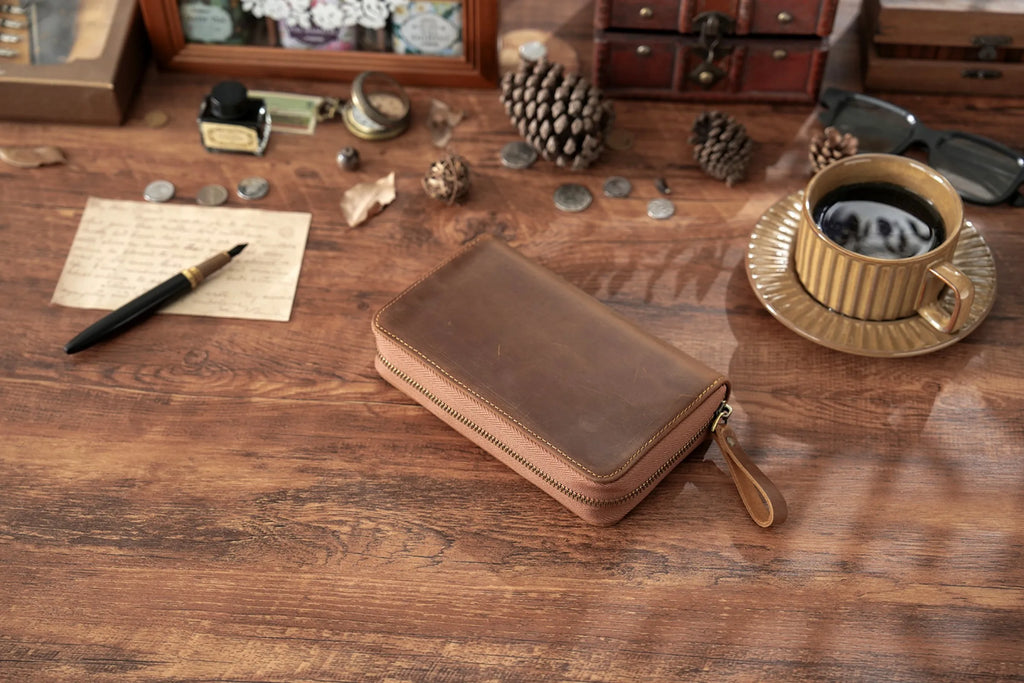 Genuine Leather Fountain Pen Holder Case with Divider, Large Capacity Pencil Pouch Pen Bag for 10 Pens, for Students Stationery