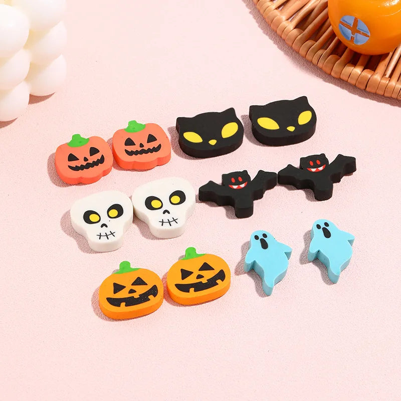 20Pcs/Lot Cute Christmas Cartoon Eraser Kawaii Santa Snow men Christmas Tree Socks Mini Pencil Rubber Kids School Stationery