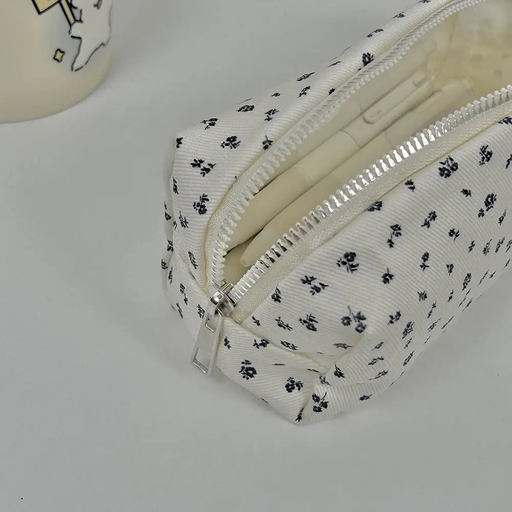 Small Fresh Floral Pen Bag Large Capacity Pencil Case Multifunctional Stationery Storage Bag Student School Organizer Supplies