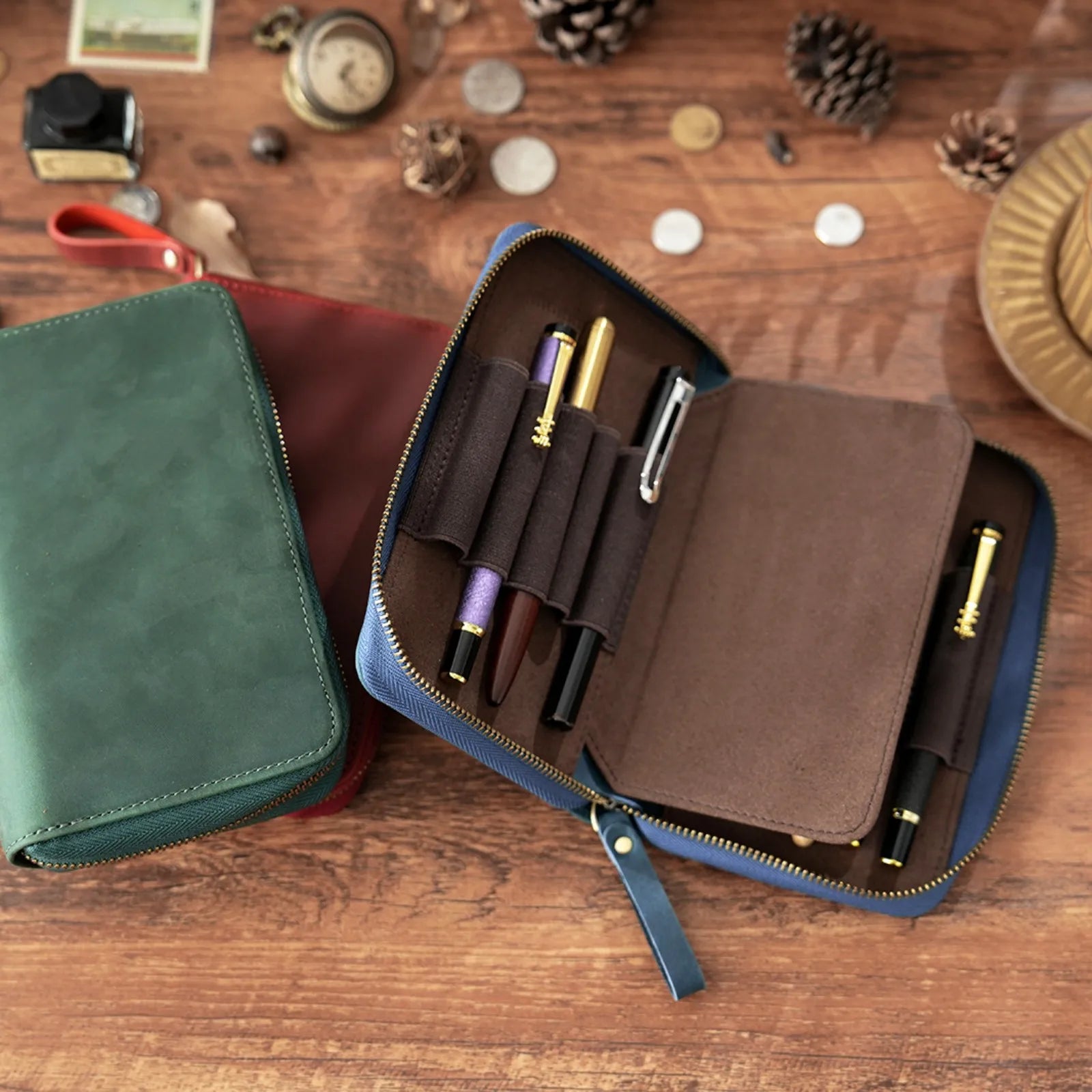 Genuine Leather Fountain Pen Holder Case with Divider, Large Capacity Pencil Pouch Pen Bag for 10 Pens, for Students Stationery