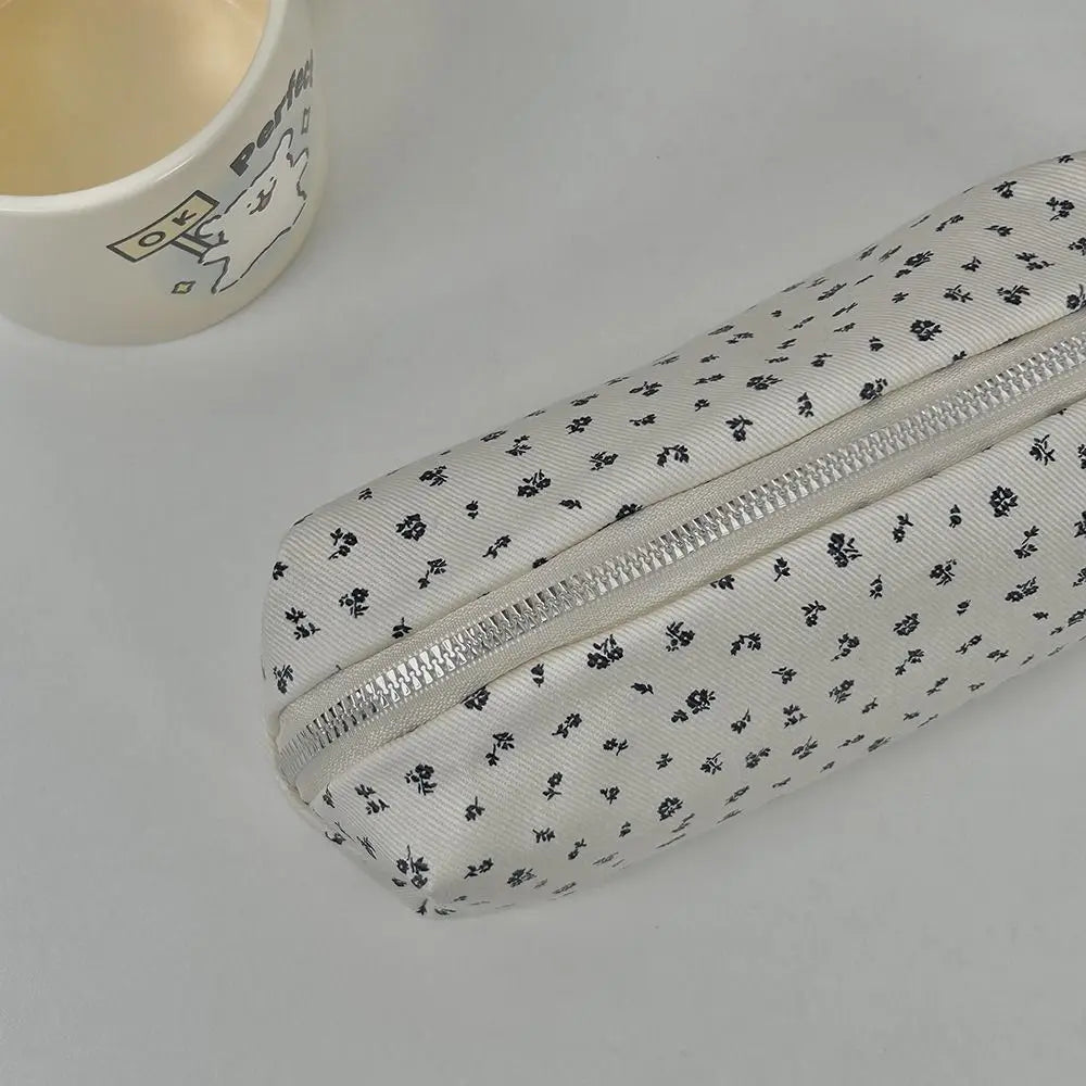 Small Fresh Floral Pen Bag Large Capacity Pencil Case Multifunctional Stationery Storage Bag Student School Organizer Supplies