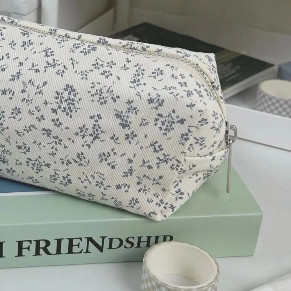 Small Fresh Floral Pen Bag Large Capacity Pencil Case Multifunctional Stationery Storage Bag Student School Organizer Supplies