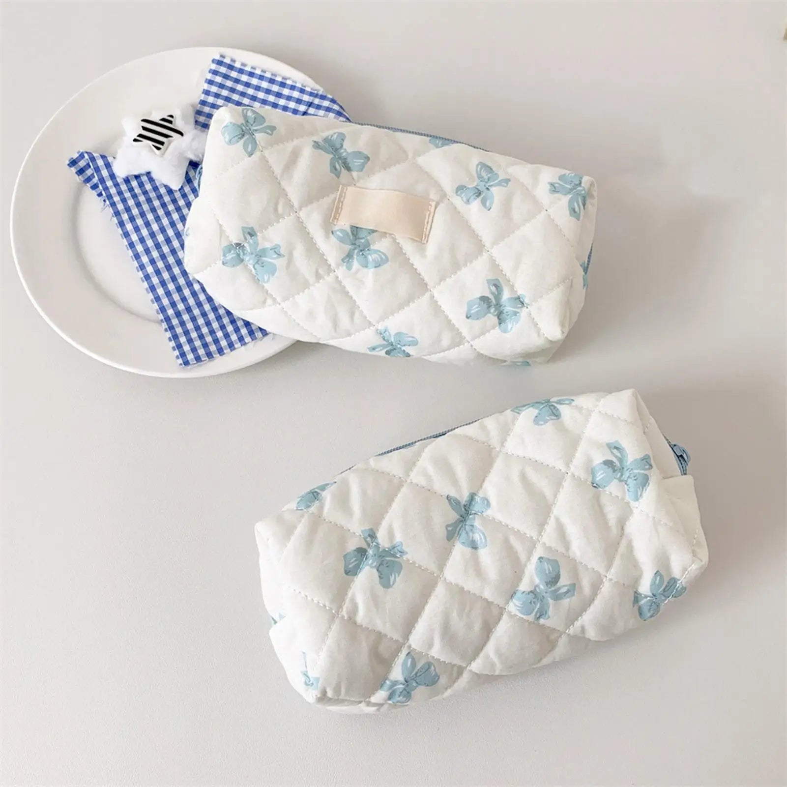 1pc exquisite bowknot single-layer pencil case, bow pattern design storage bag, a must-have for back to school season